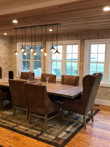 reclaimed heart pine flooring in a dining room